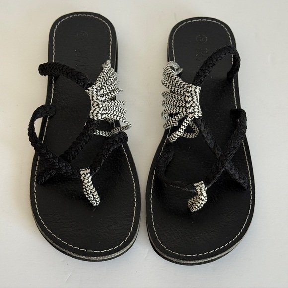 Plaka Women’s Hand-Woven Thong Sandals Size 8 - Picture 4 of 7